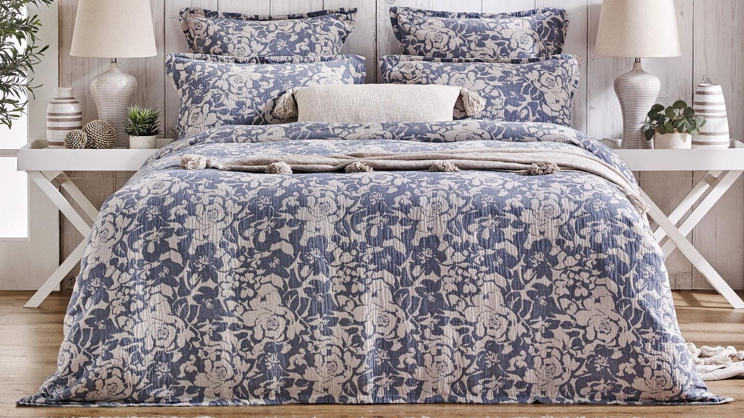 L'Avenue Luxury Regal Taupe Quilt Cover Set - Double