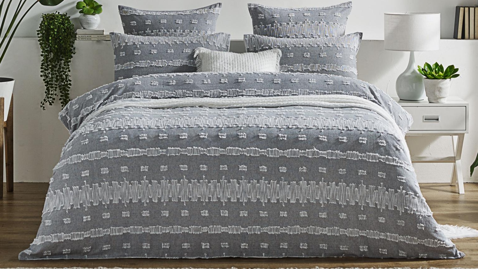 L'Avenue Sergio Quilt Cover Set - Double