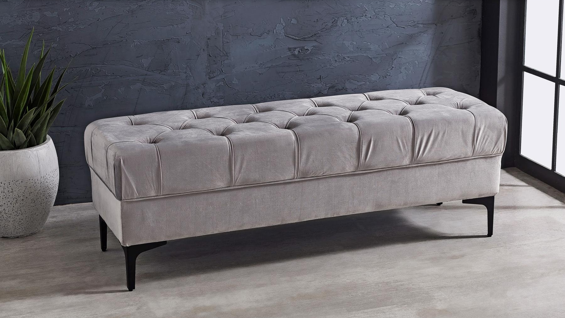 Sabrina Ottoman