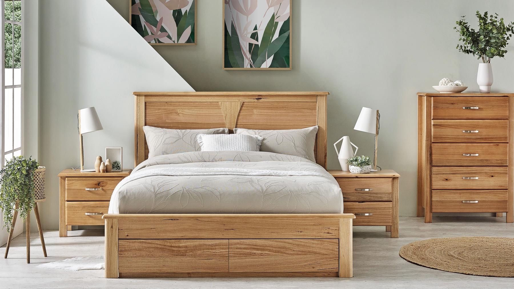 Eltham 2-Drawer Bed 