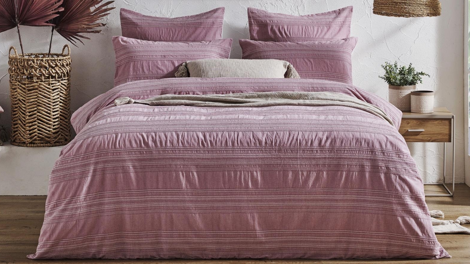 L'Avenue Emmy Pink Quilt Cover Set