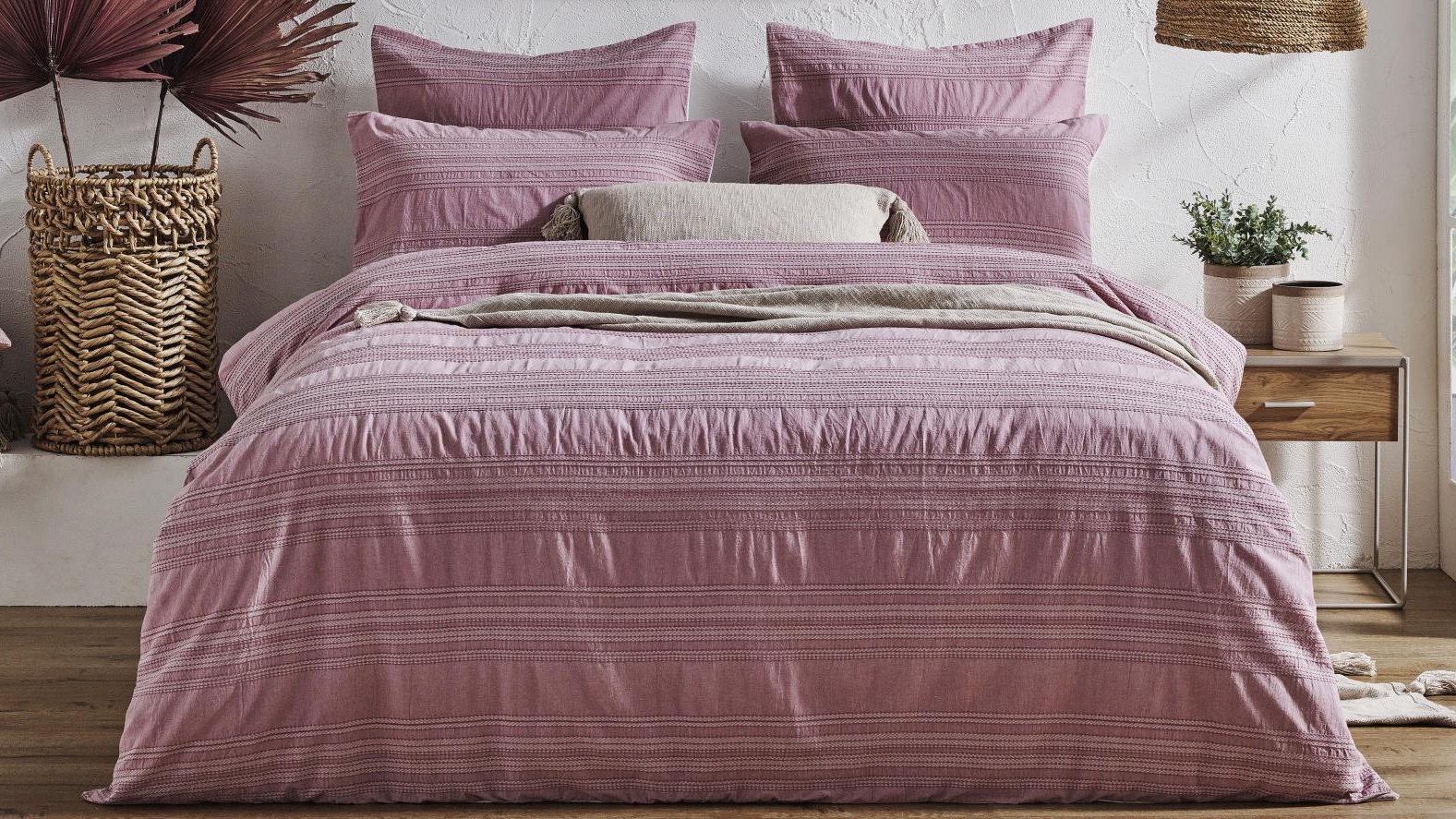 L'Avenue Emmy Pink Quilt Cover Set - Single