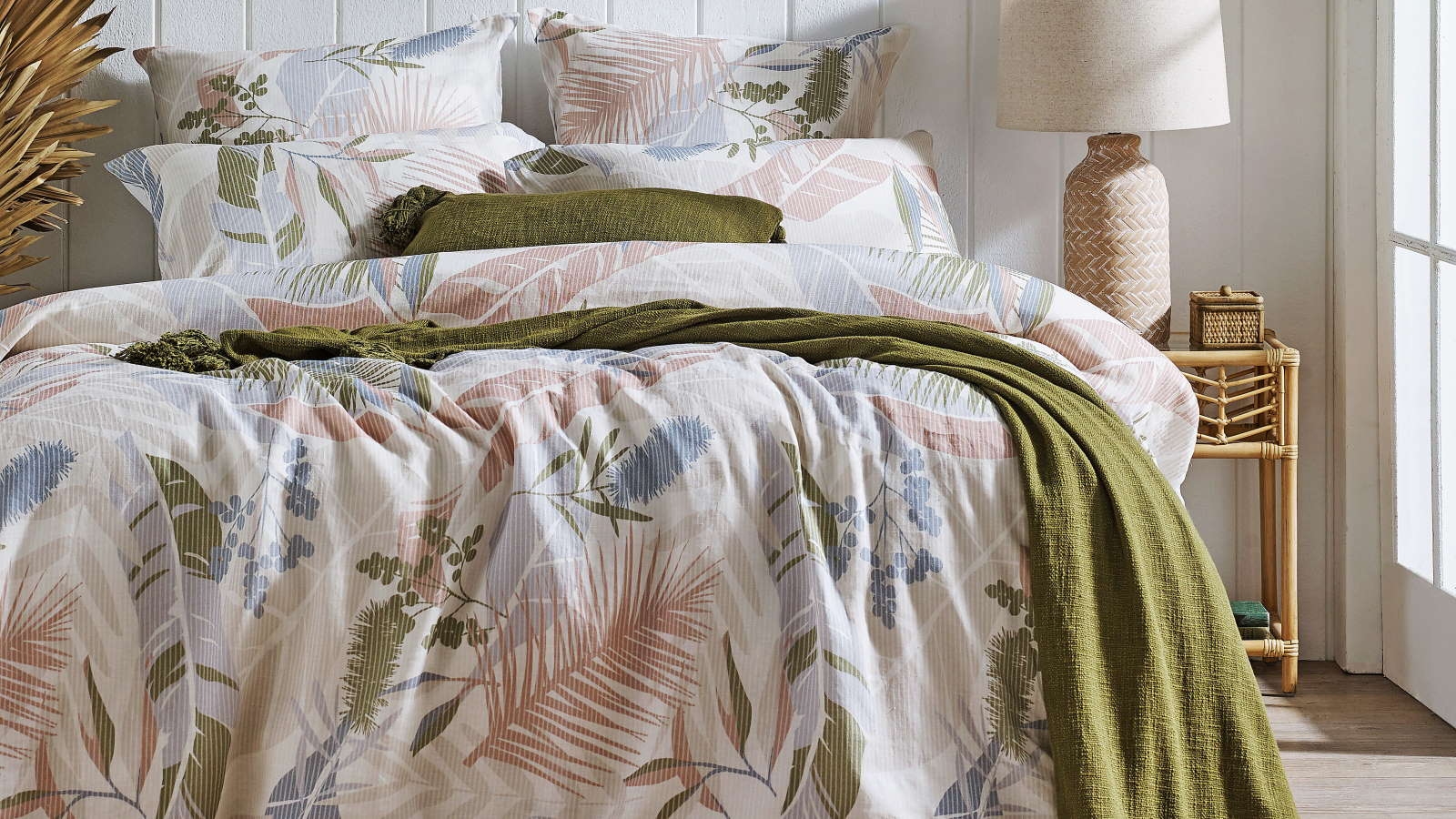 L'Avenue Leafy Olive Quilt Cover Set - King