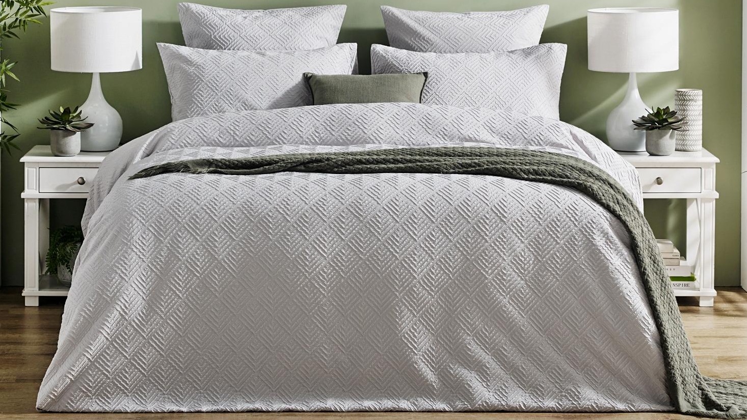 L'Avenue Amelia Silver Quilt Cover Set - Double