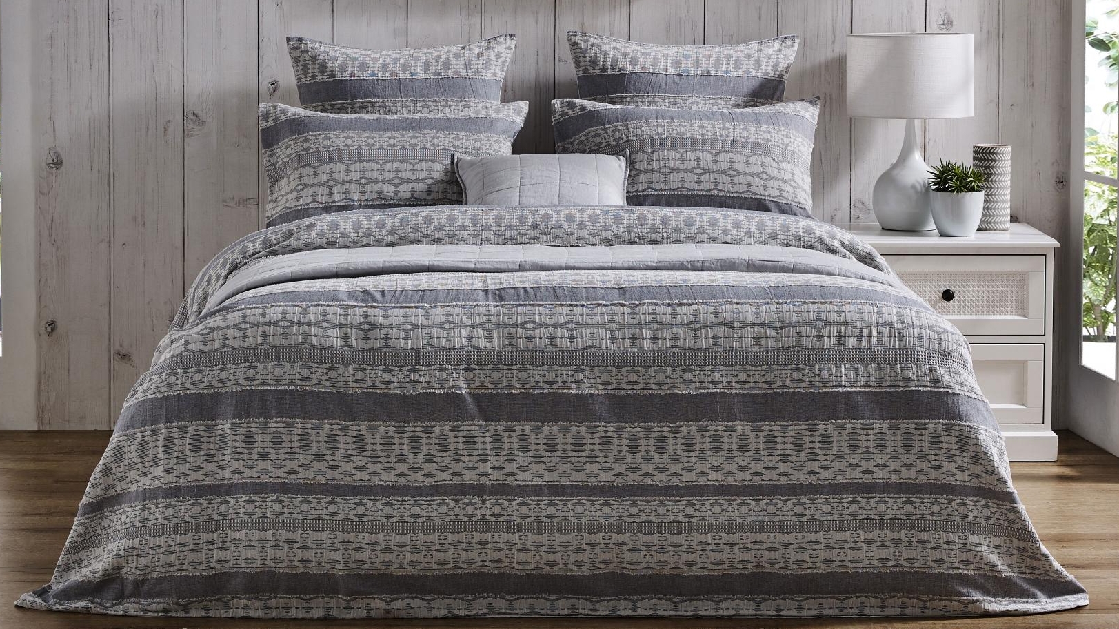 L'Avenue Jasmine Grey Quilt Cover Set - Double