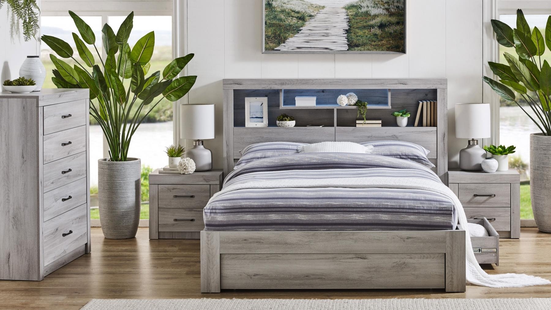 Berlin 3-Drawer Bed - King