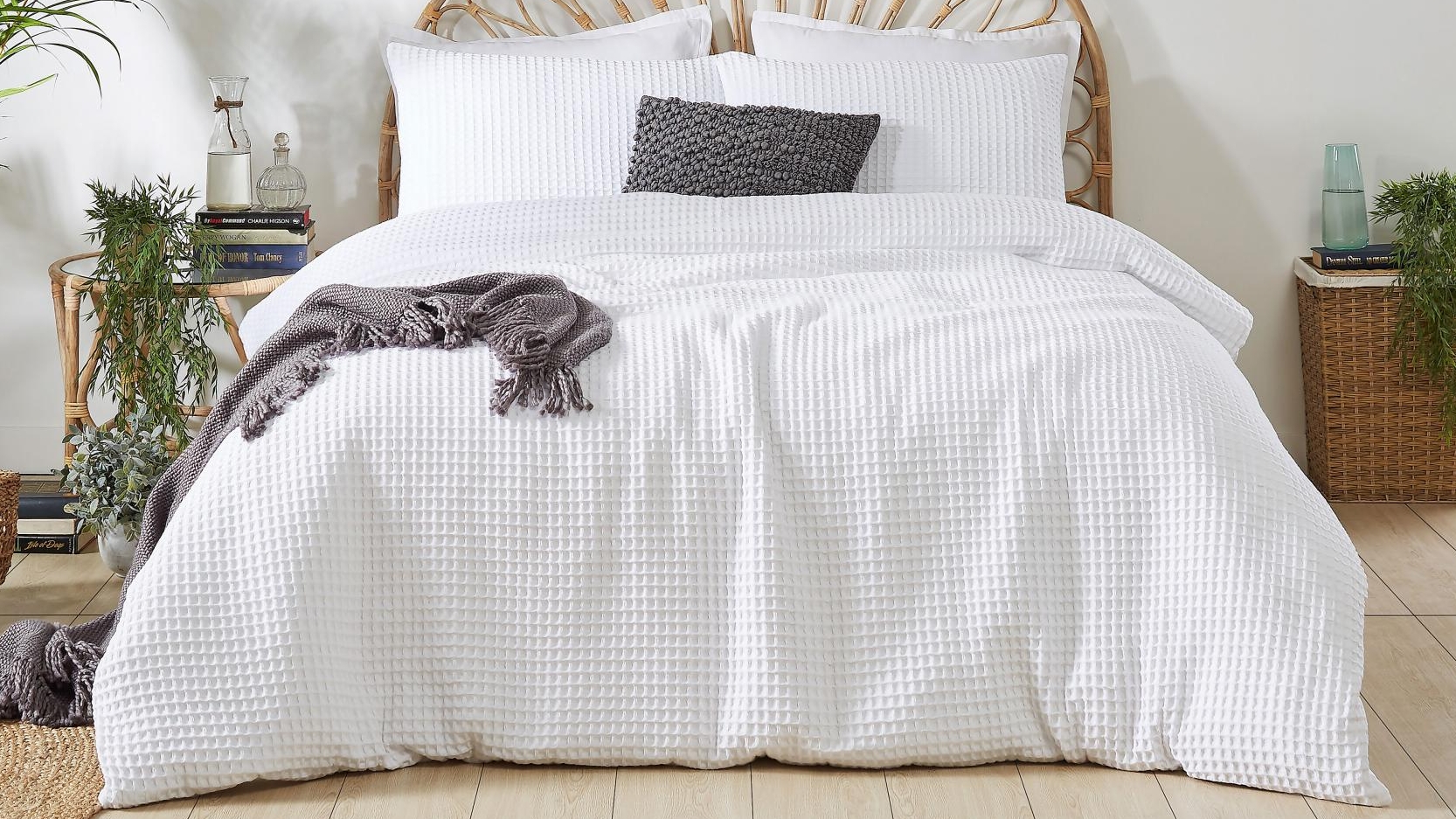 Chunky Waffle White Quilt Cover Set Double Harvey Norman