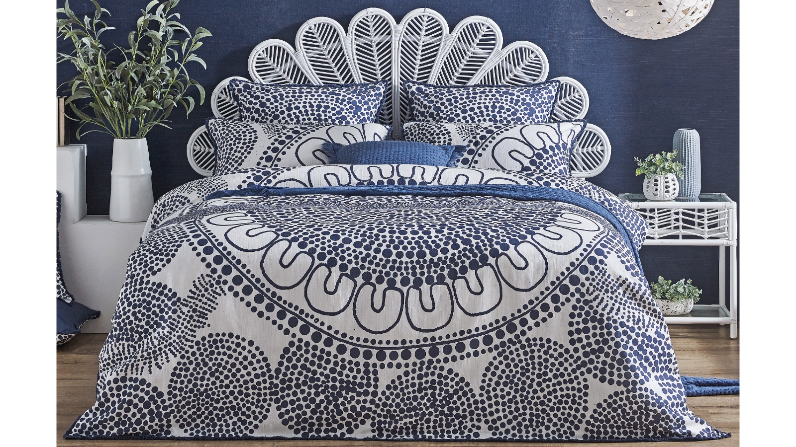 Ngunandhira Meeting Place Ink Quilt Cover Set - Queen
