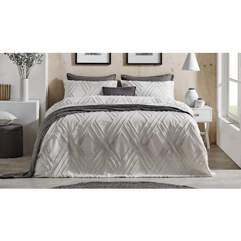 L'Avenue Haven Quilt Cover Set