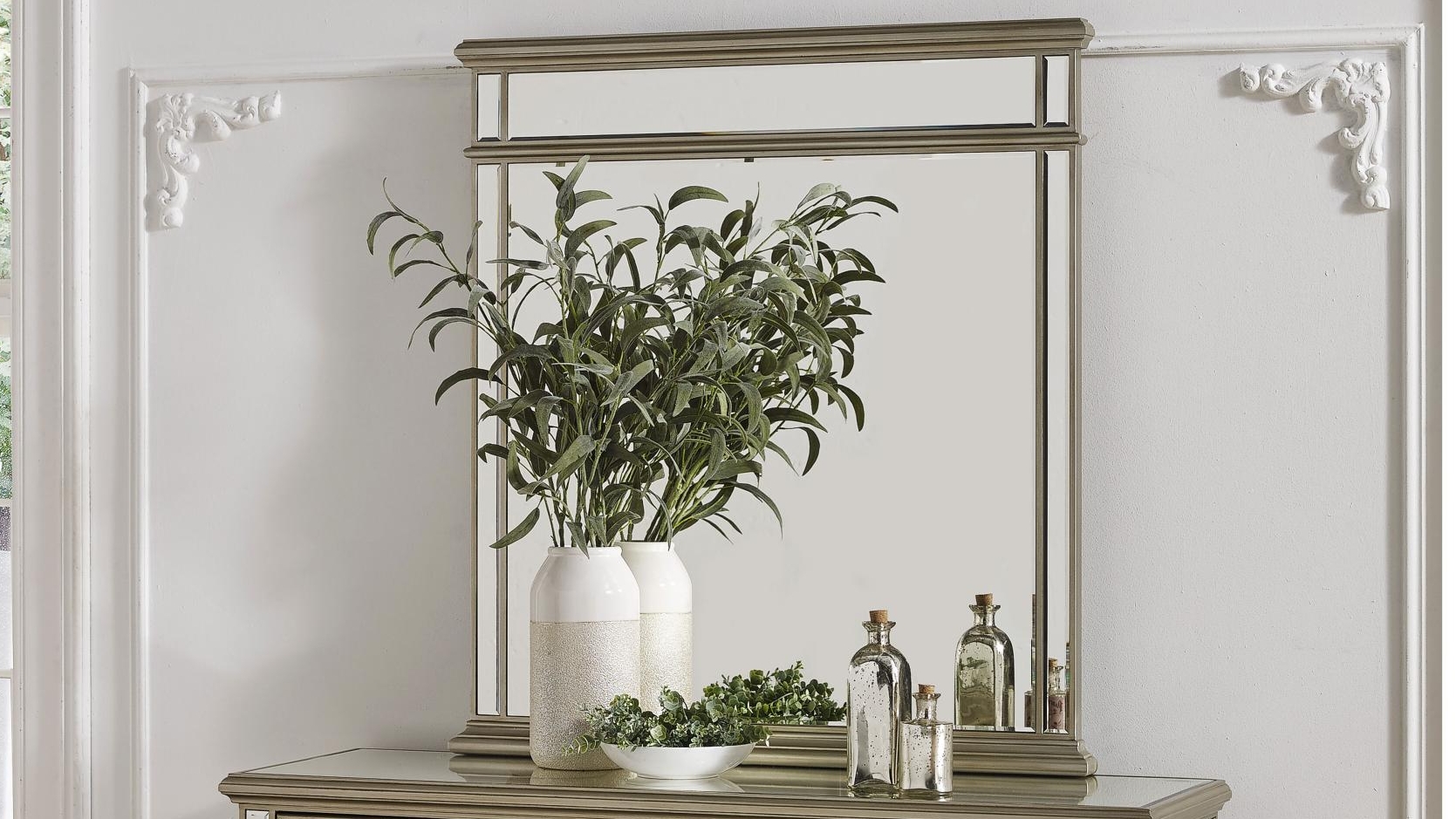 Hayworth Mirror