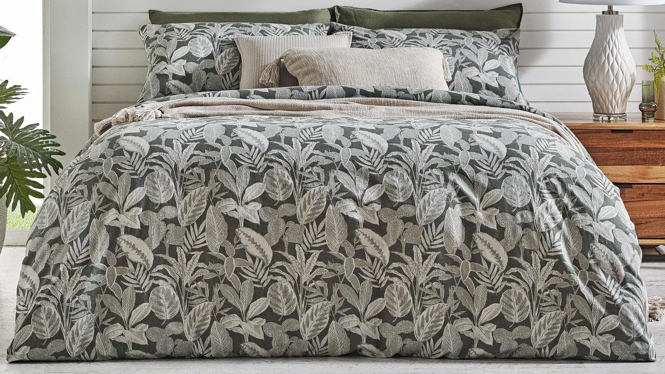 L'Avenue Luxury Sanchez Jacquard Quilt Cover Set - Double