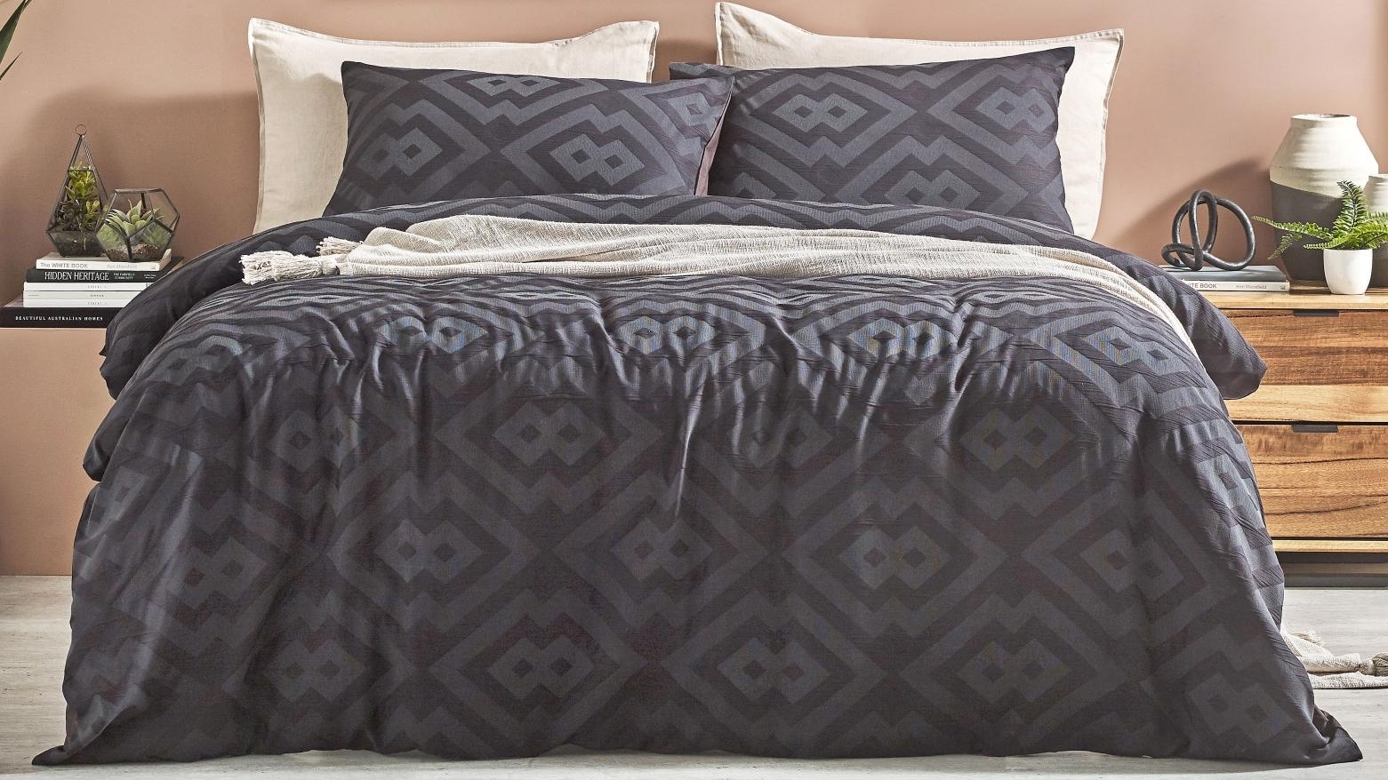 L'Avenue Harper Jacquard Black Quilt Cover Set - Queen | Harvey Norman