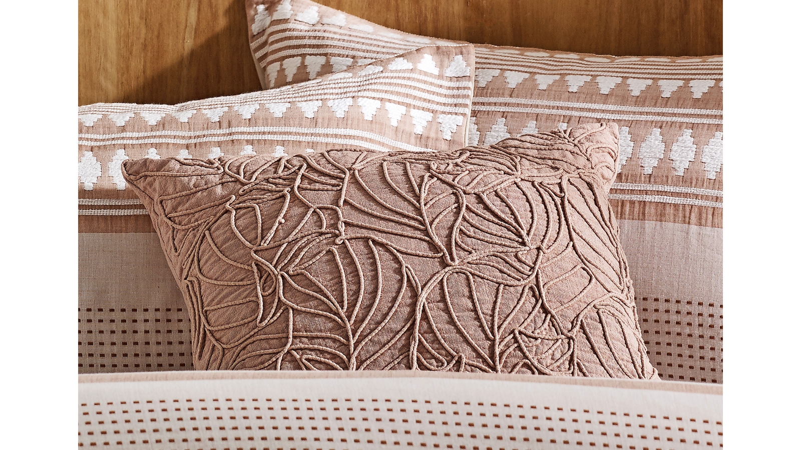 L'Avenue Sunkissed Square Cushion