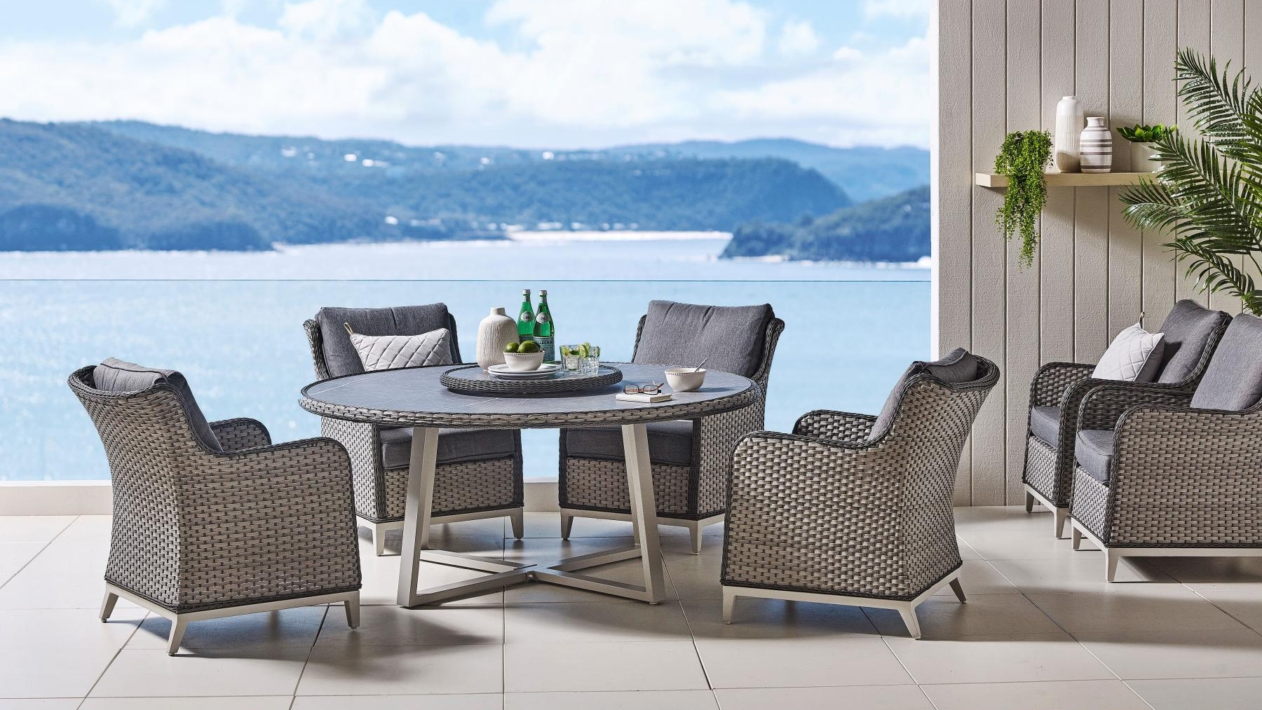Ortego 8-Piece Outdoor Round Dining Setting