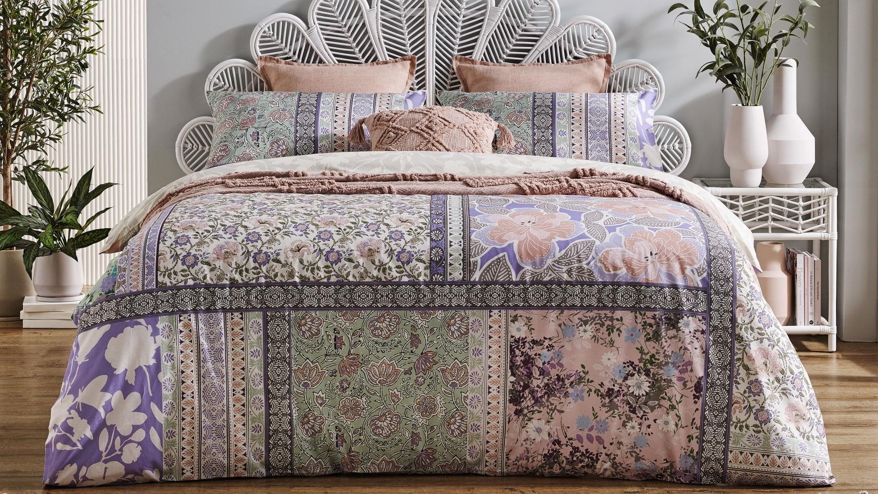 Mila Lilac Quilt Cover Set - Double
