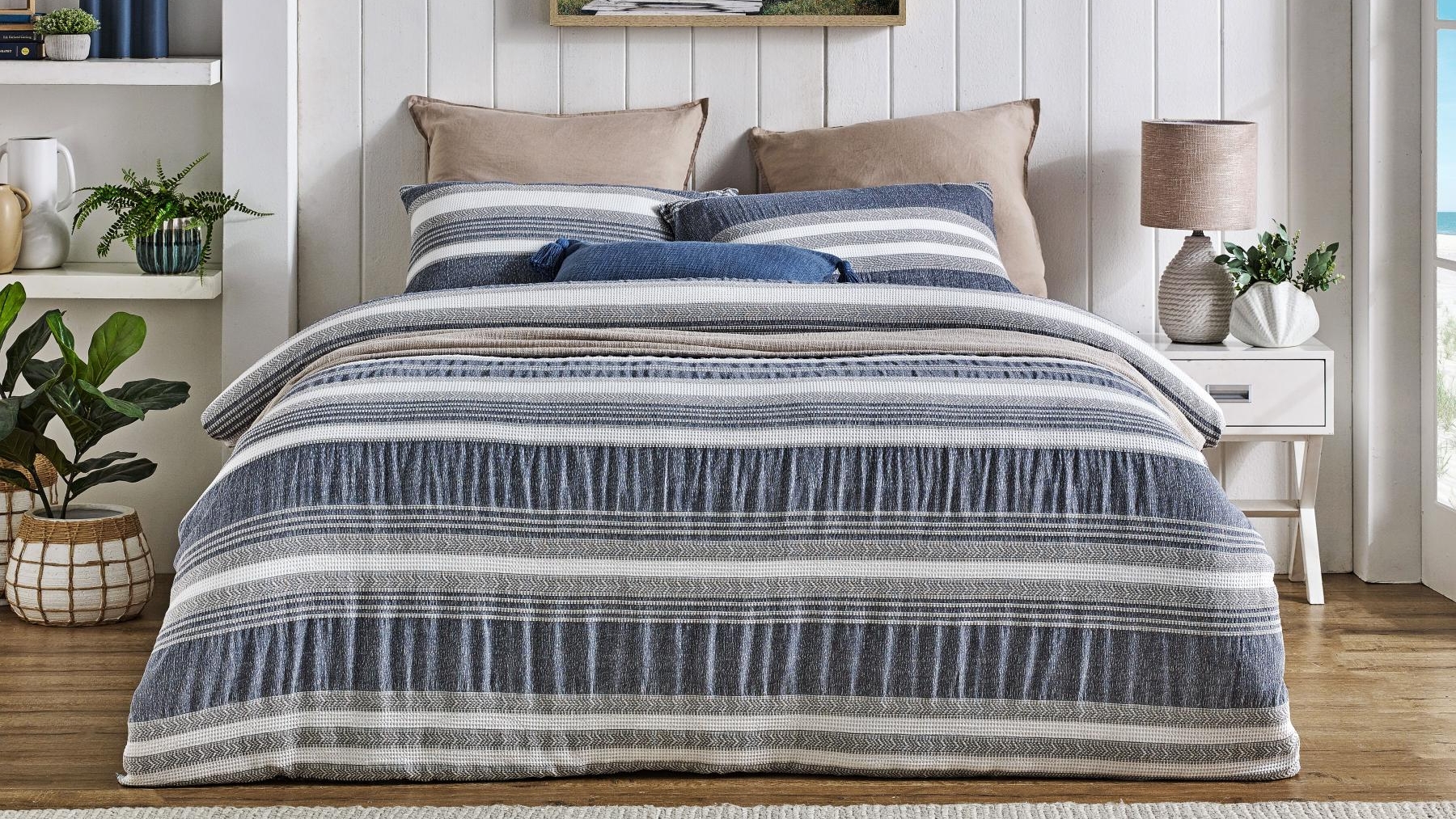 L'Avenue Zanzibar Stripe Quilt Cover Set - Queen