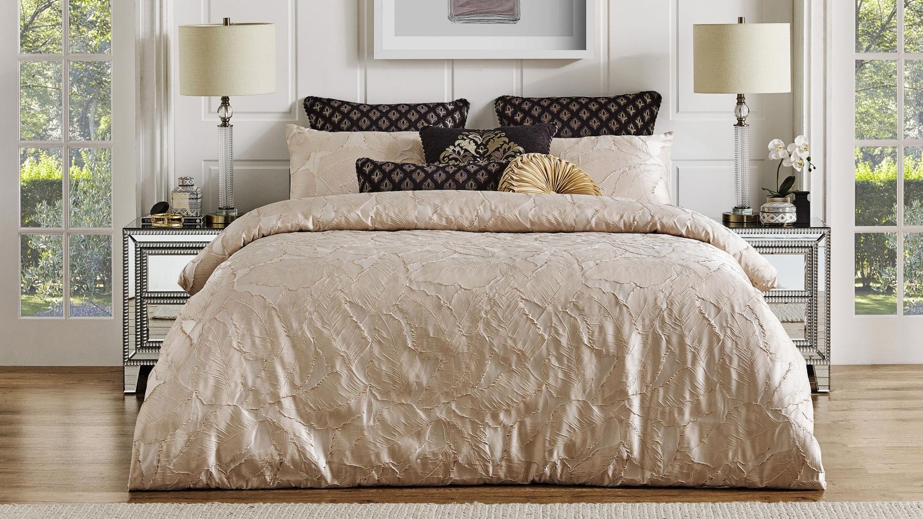 L'Avenue Versailles Gold Quilt Cover Set King Harvey Norman