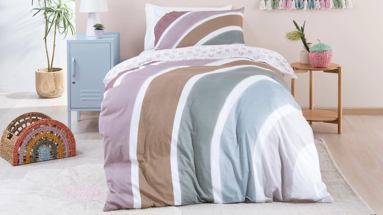 Squiggles Rainbow Days Quilt Cover Set - Queen