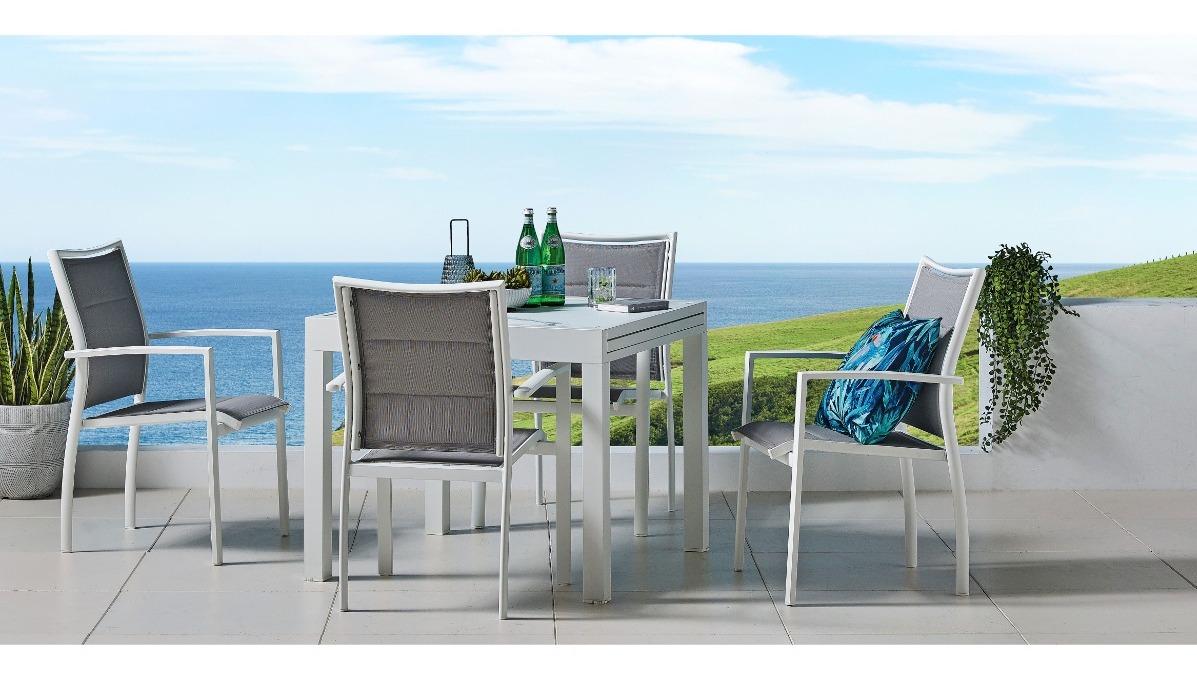 Metro 5-Piece Outdoor Extension Dining Setting - White