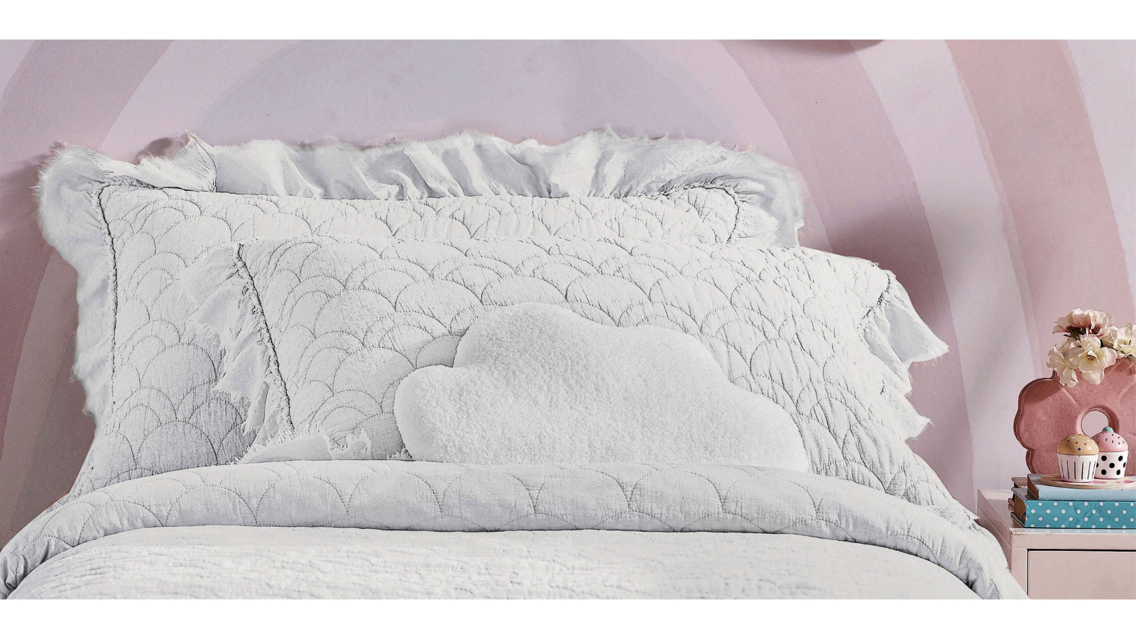 L'Avenue Bronte Quilted Snow Quilt Cover Set Single Harvey Norman