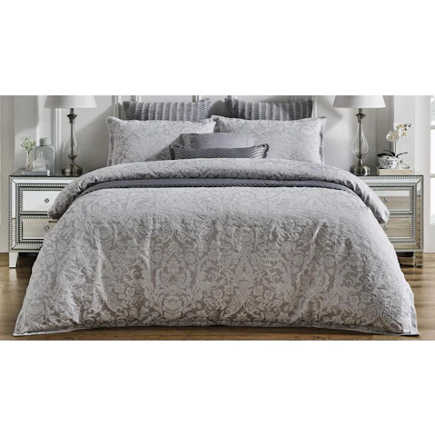 L'Avenue Esbet Quilt Cover Set