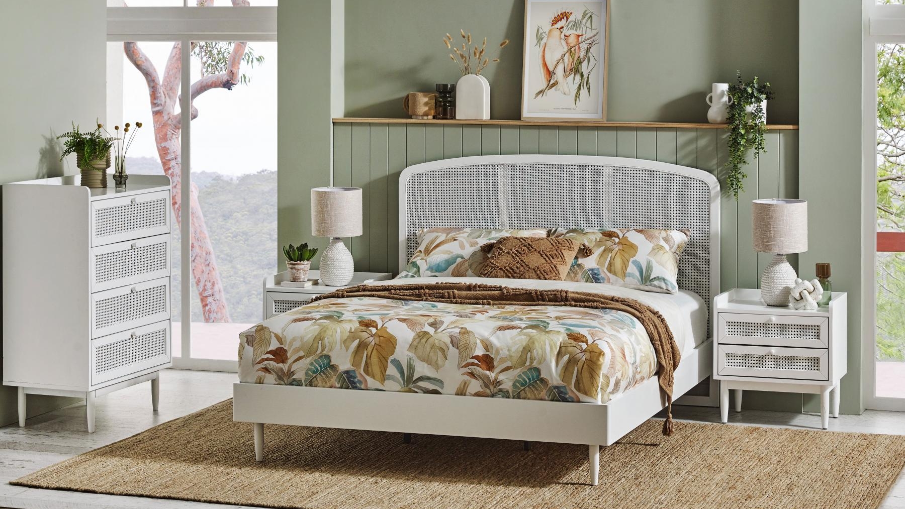 Kody White Bed