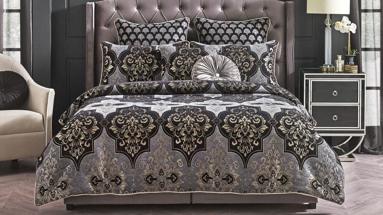 Constanza Black Quilt Cover Set - King