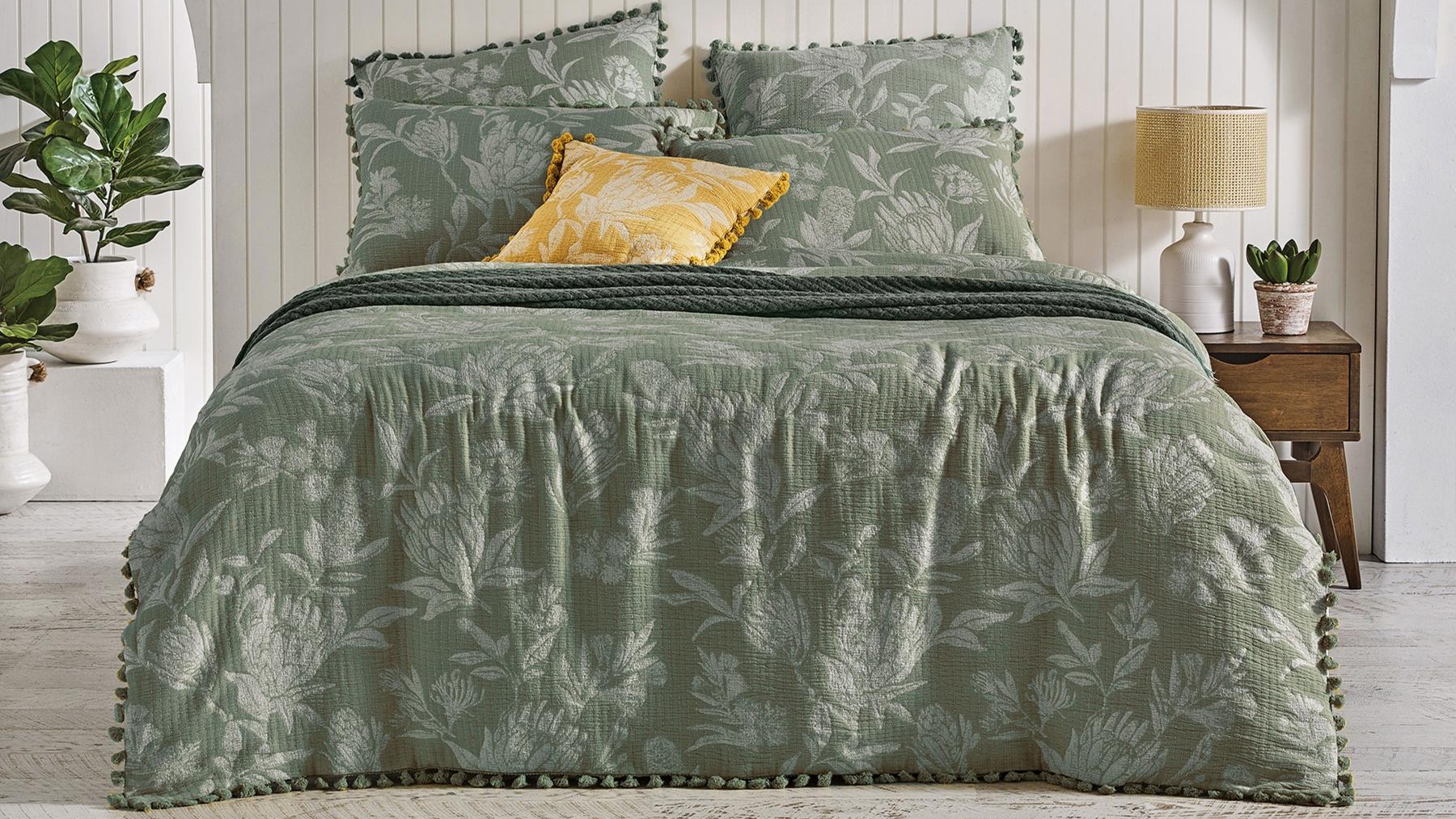 L'Avenue Petula Olive Quilt Cover Set - King