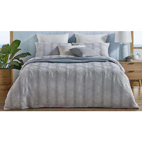 L'Avenue Calder Quilt Cover Set