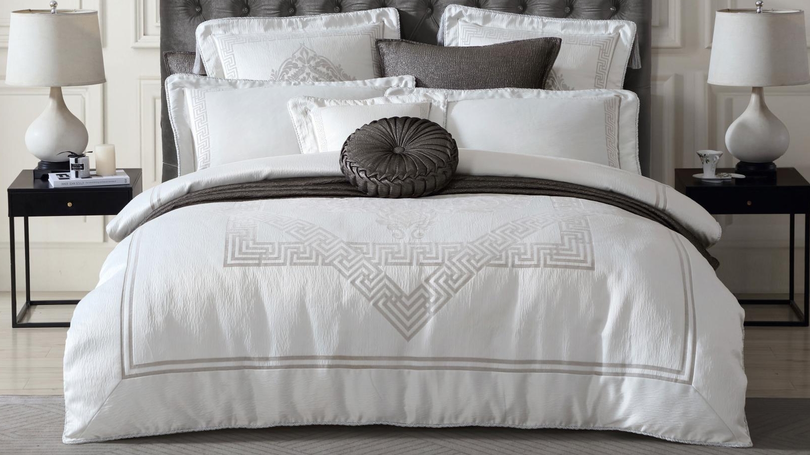 Empire Ivory Quilt Cover Set - Queen