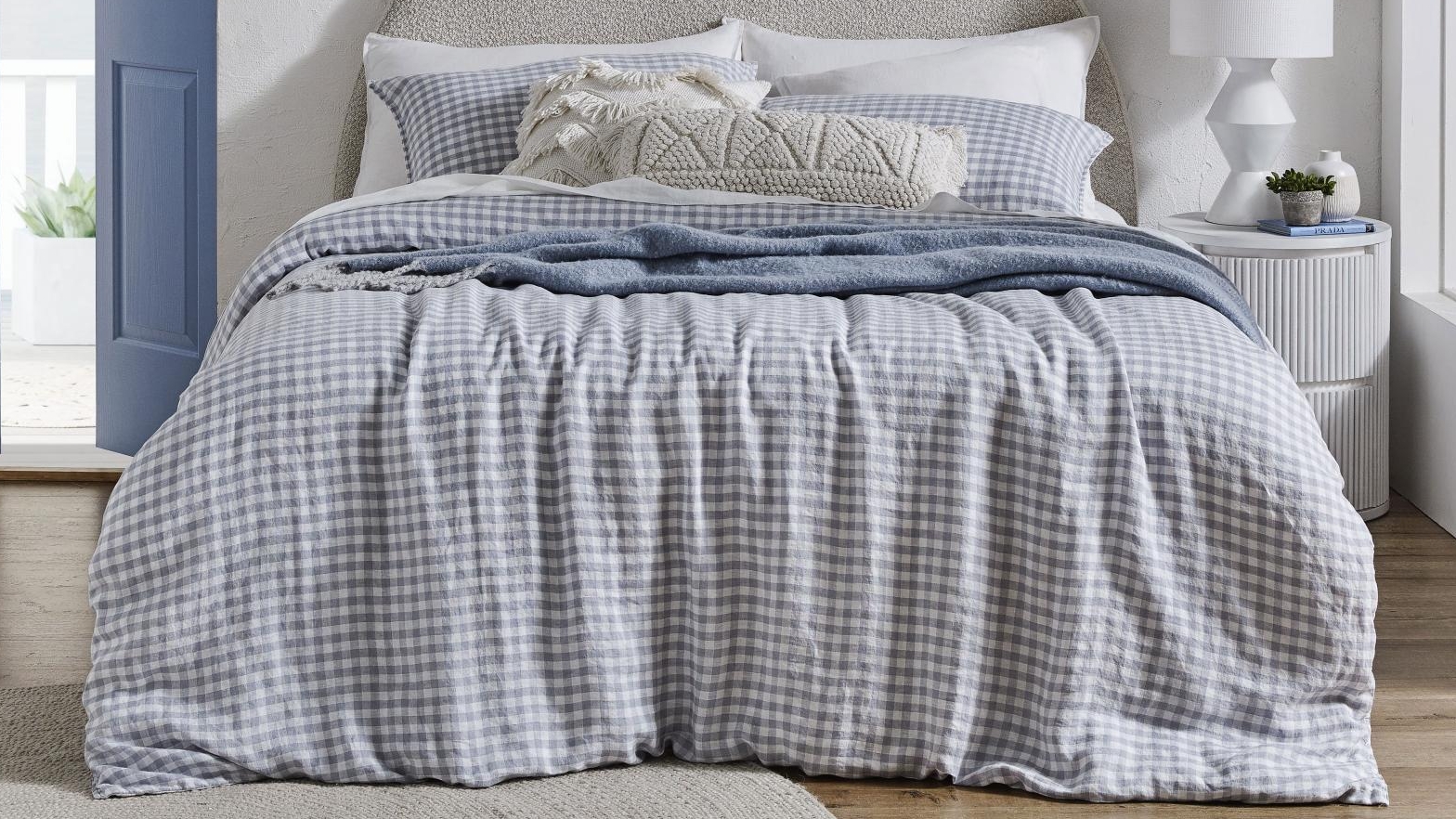 L'Avenue Pure Linen Oceanus Quilt Cover Set - Super King