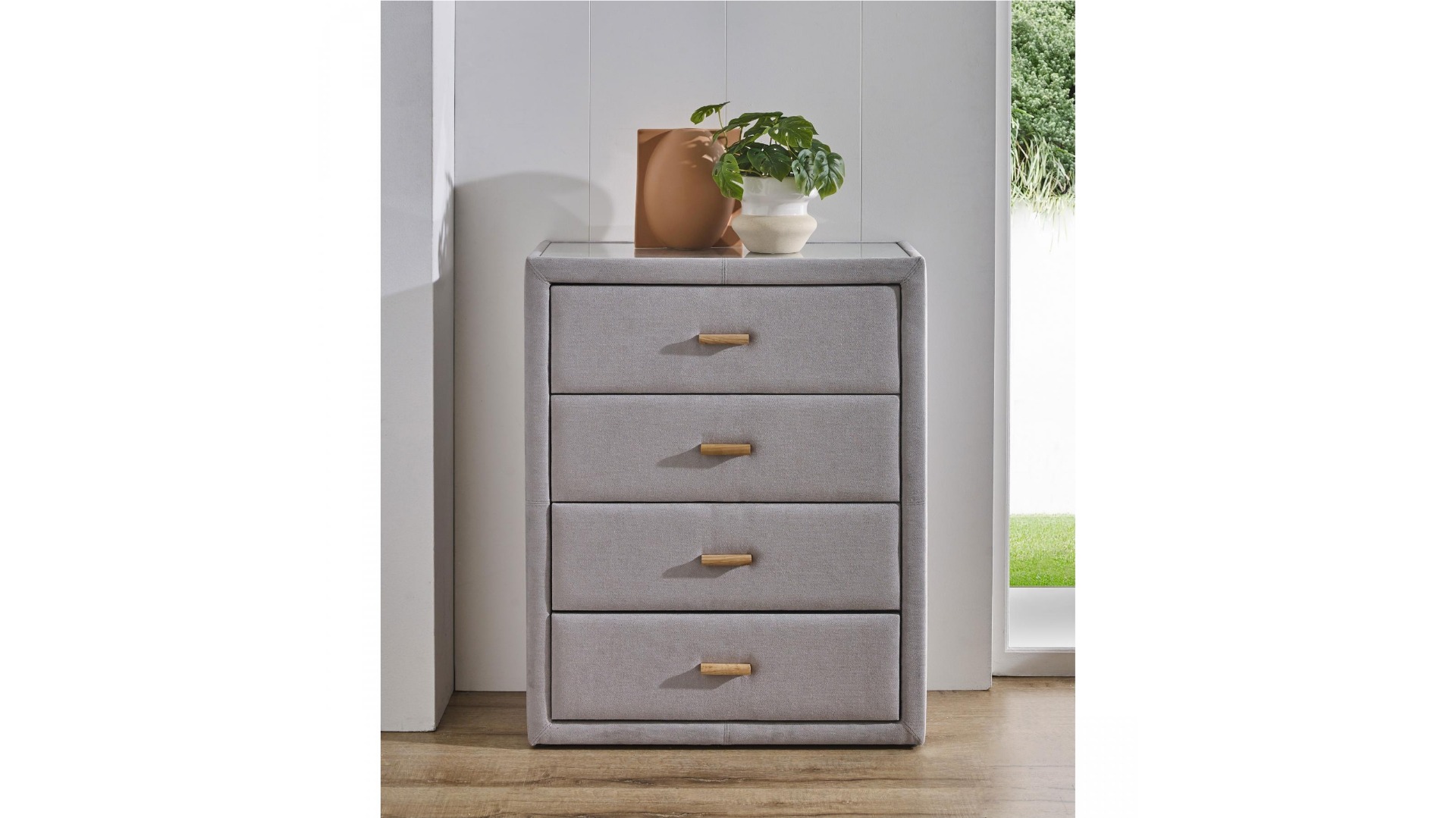 Benz 4-Drawer Tallboy