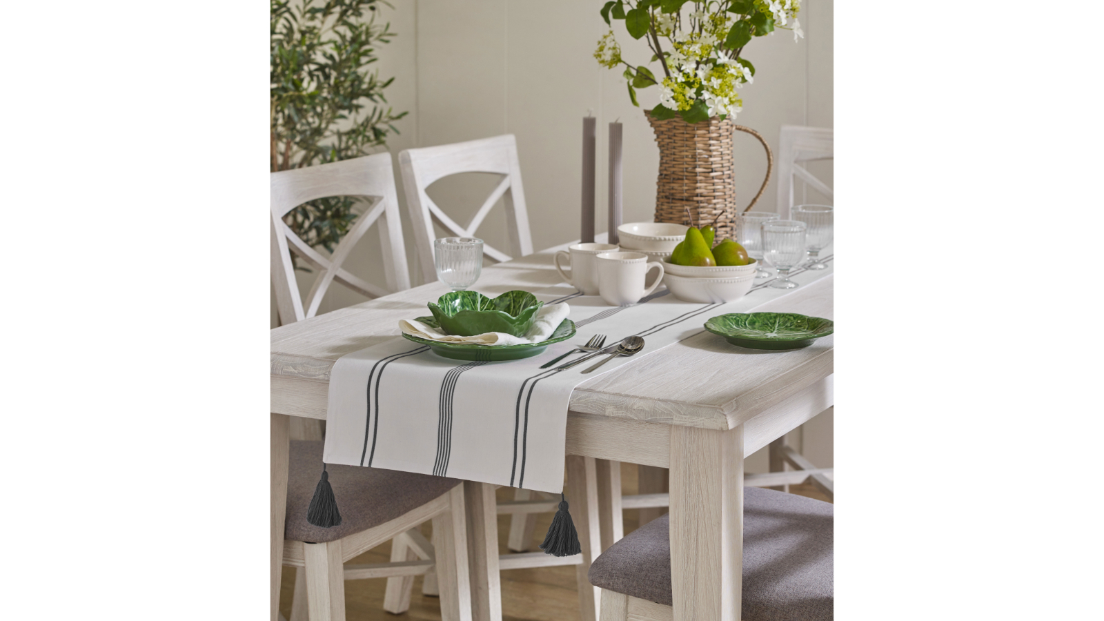 L'Avenue Cancun Charcoal Table Runner