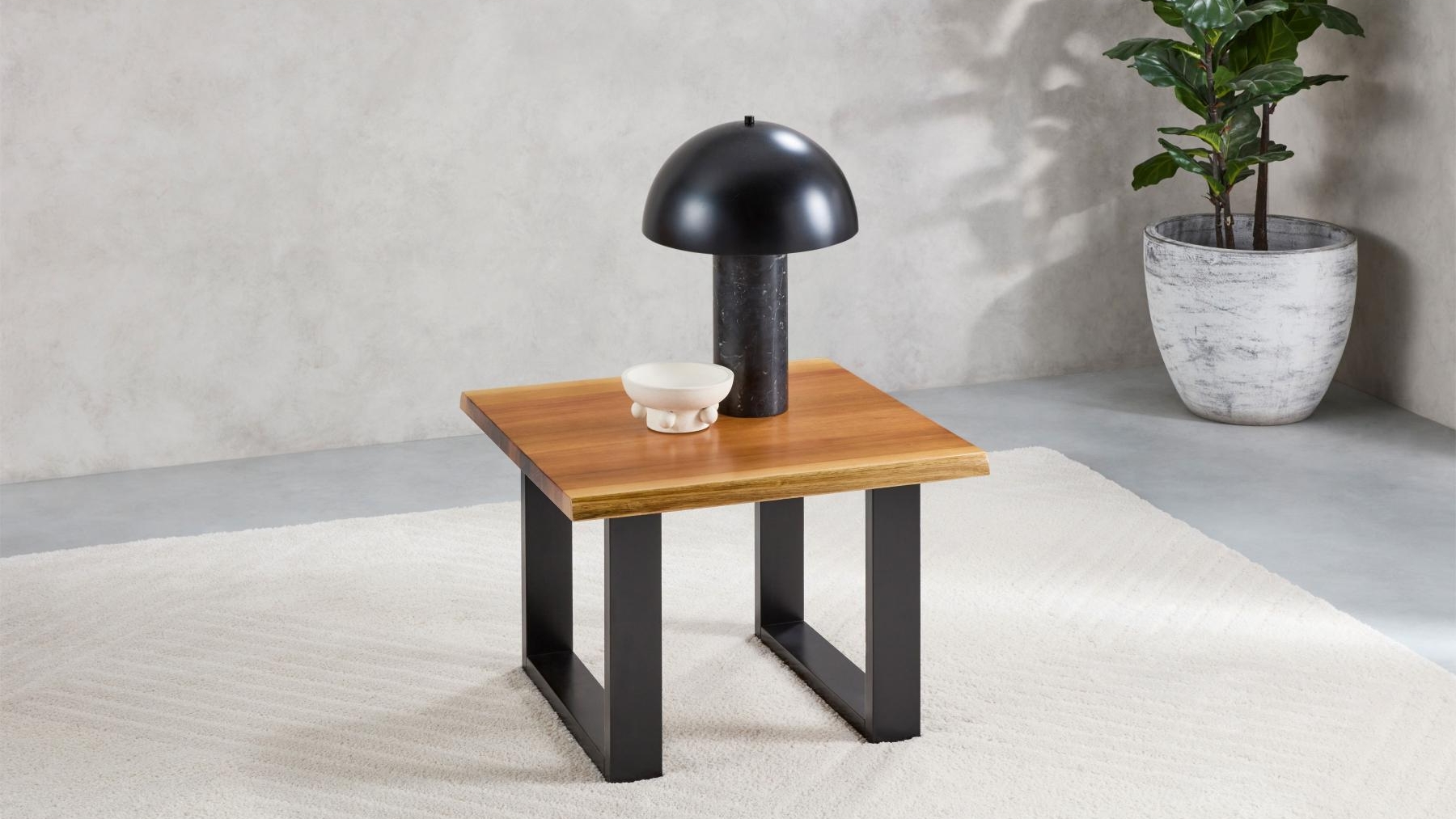 Izara Lamp Table