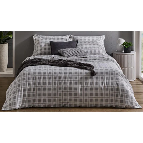 L'Avenue Floyd Flannelette Quilt Cover Set
