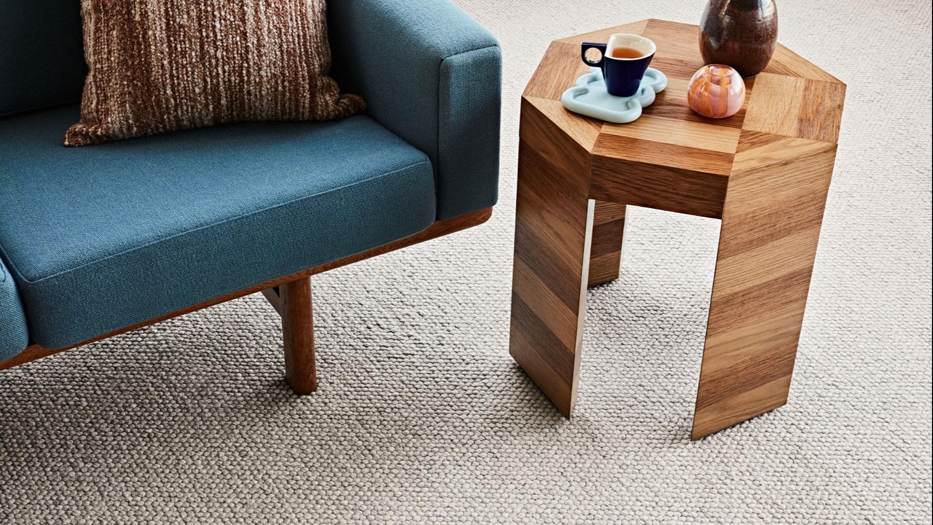 Hycraft Vintage Grace Carpet - Ebony