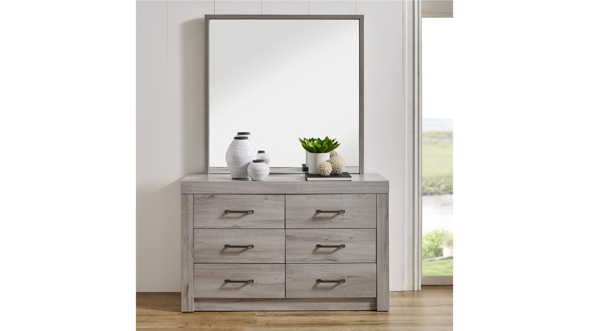 Berlin 7-Drawer Dresser Mirror 