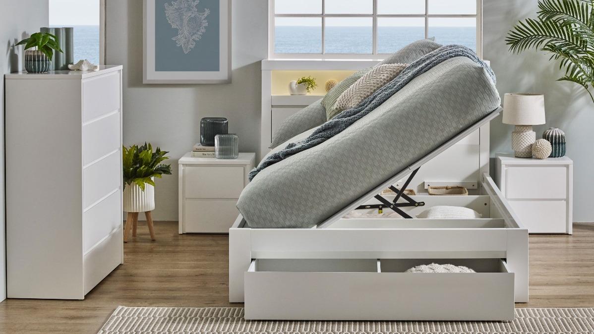 Seashell Side Gas Lift Ivory White Bed - King