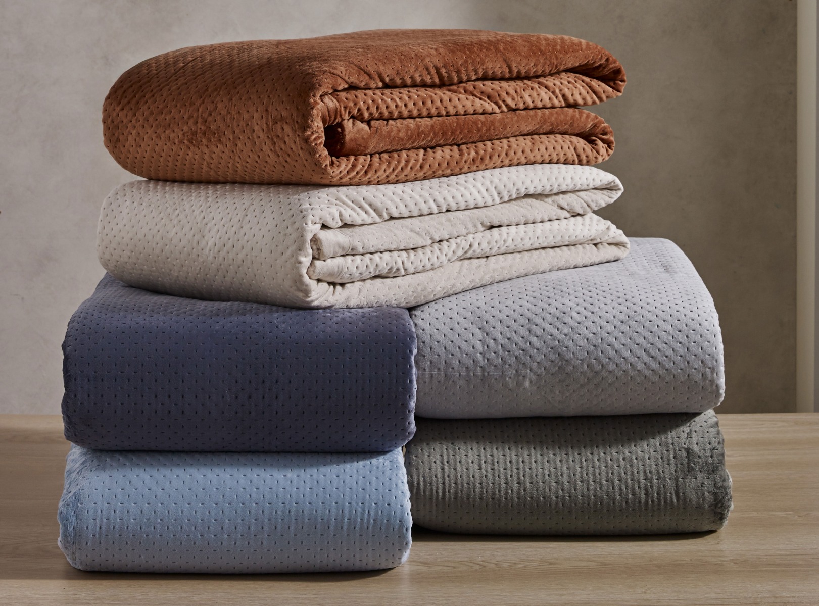 L'Avenue Aurora Blanket