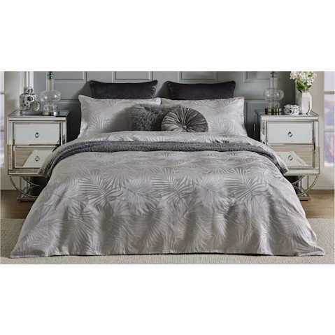 L'Avenue Luxury Isadora Silver Quilt Cover Set