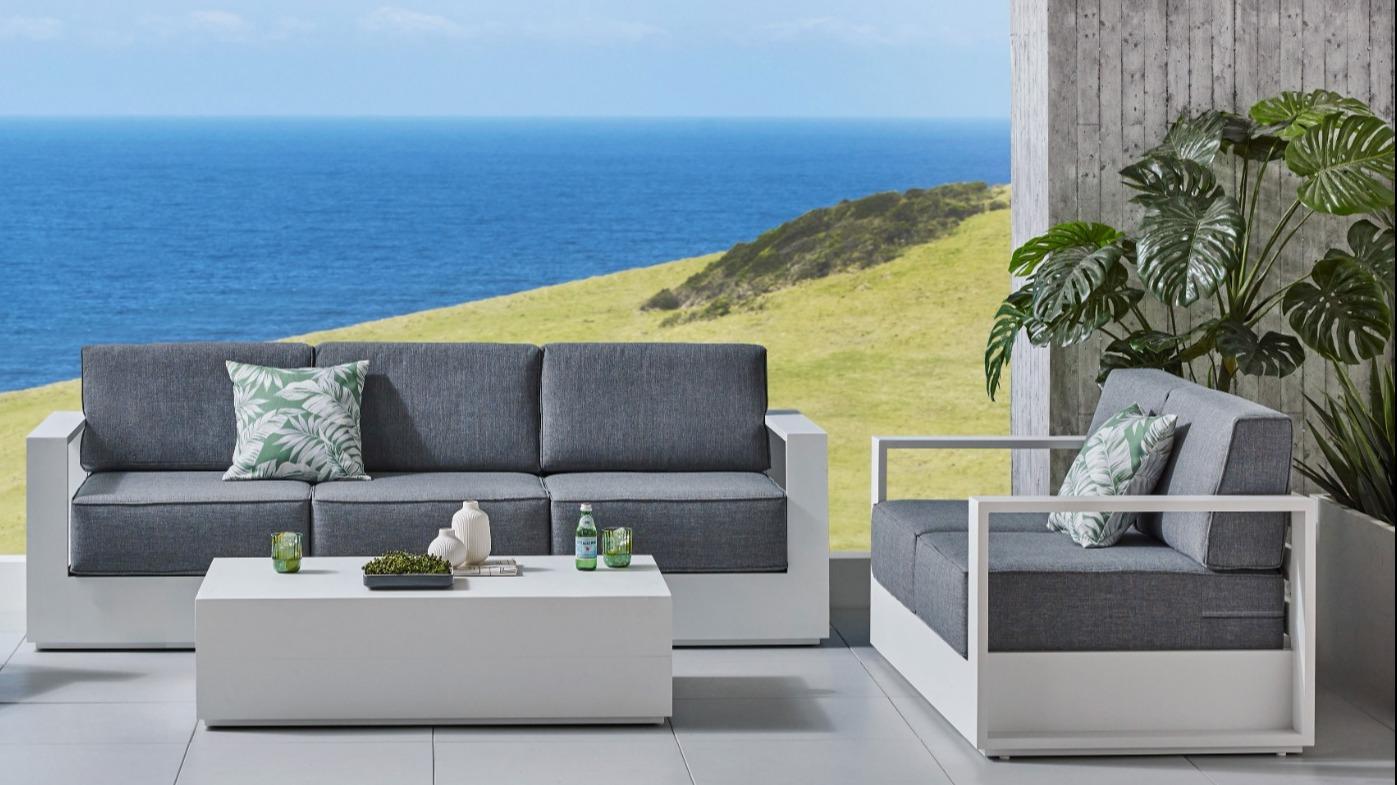 Ceti Outdoor Sunbrella Sofa
