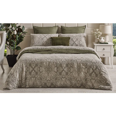 L'Avenue Luxury Beatrice Silver Quilt Cover Set