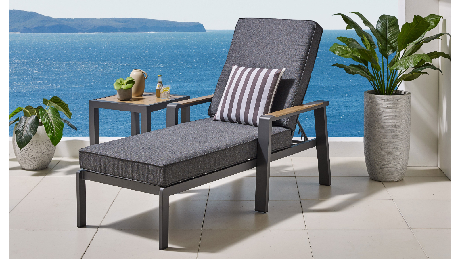 Caracas Outdoor Sunlounge - Charcoal