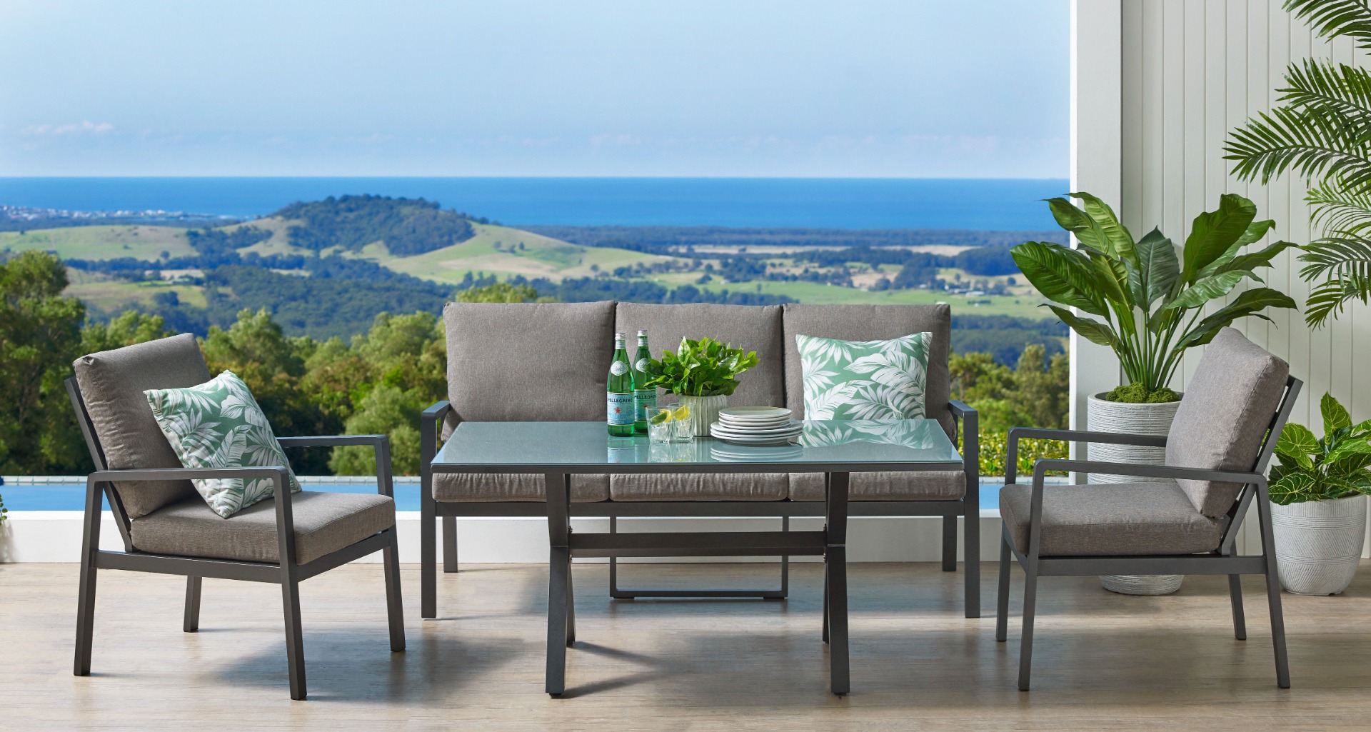 Ester 4-Piece Outdoor Lounge/Dining Setting