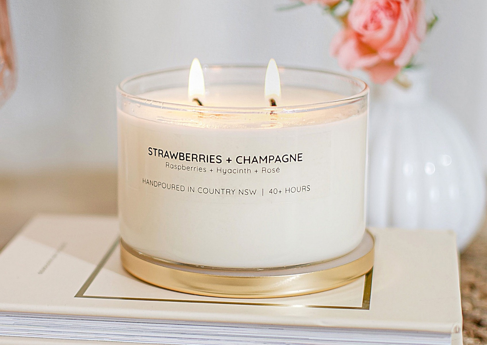 Meeraboo Strawberries and Champagne 330g Candle