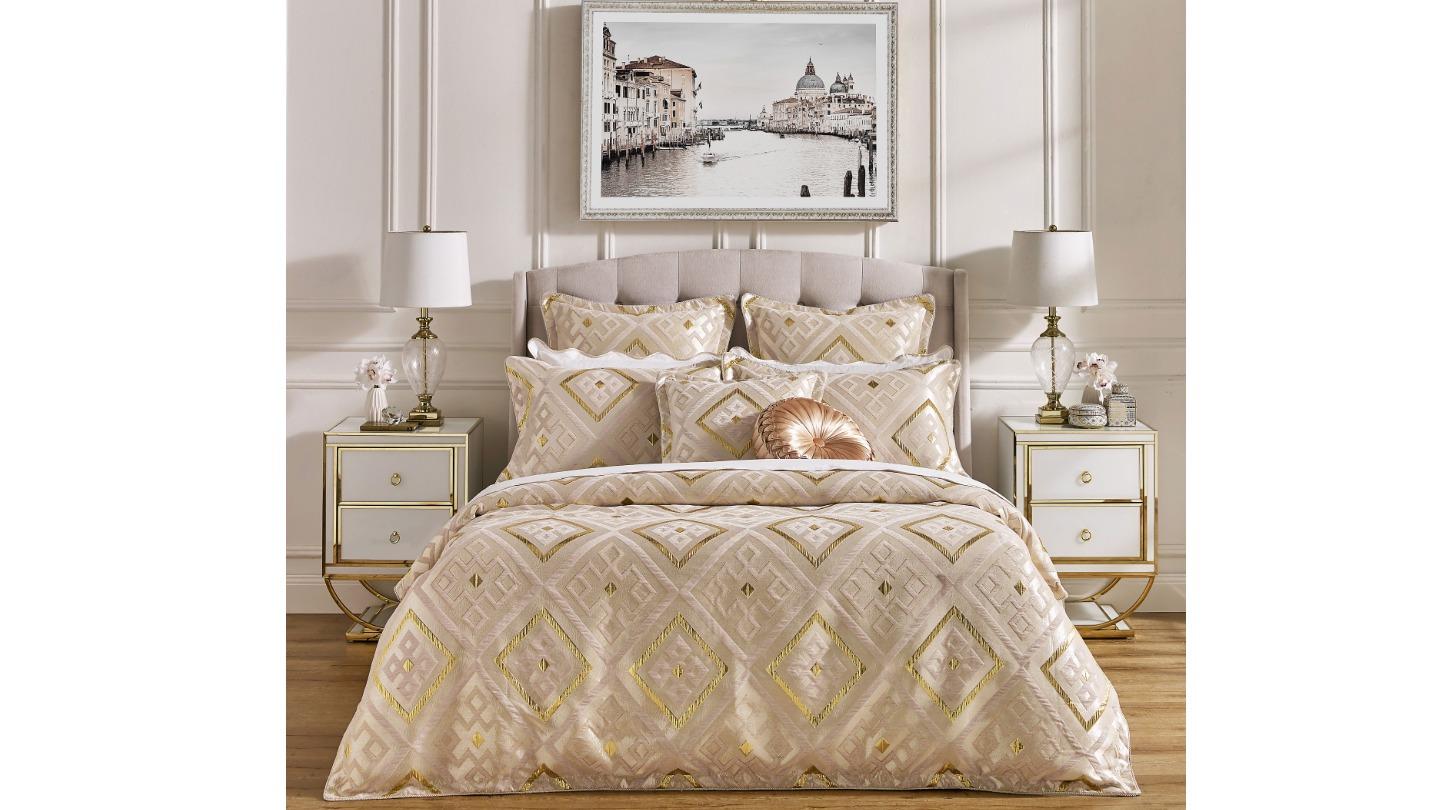 Surano Quilt Cover Set - Queen