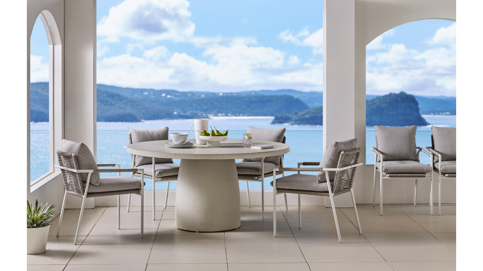 Evia Outdoor Round Dining Table - Terrazzo