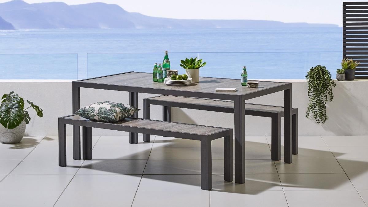 Tuscany Outdoor Post-Leg Dining Setting