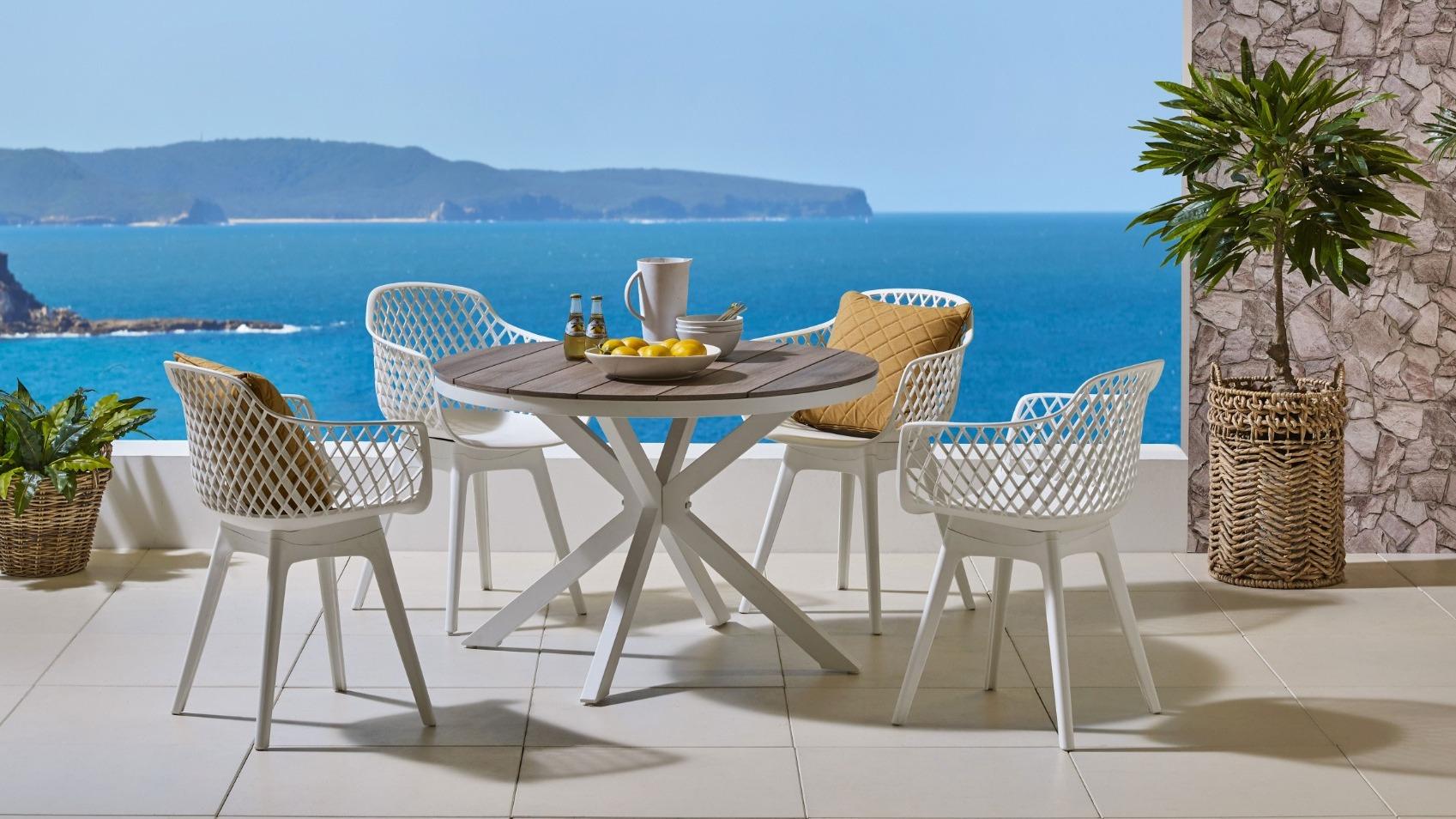 Castille 5-Piece Outdoor Dining Setting with Begonia Chairs - White