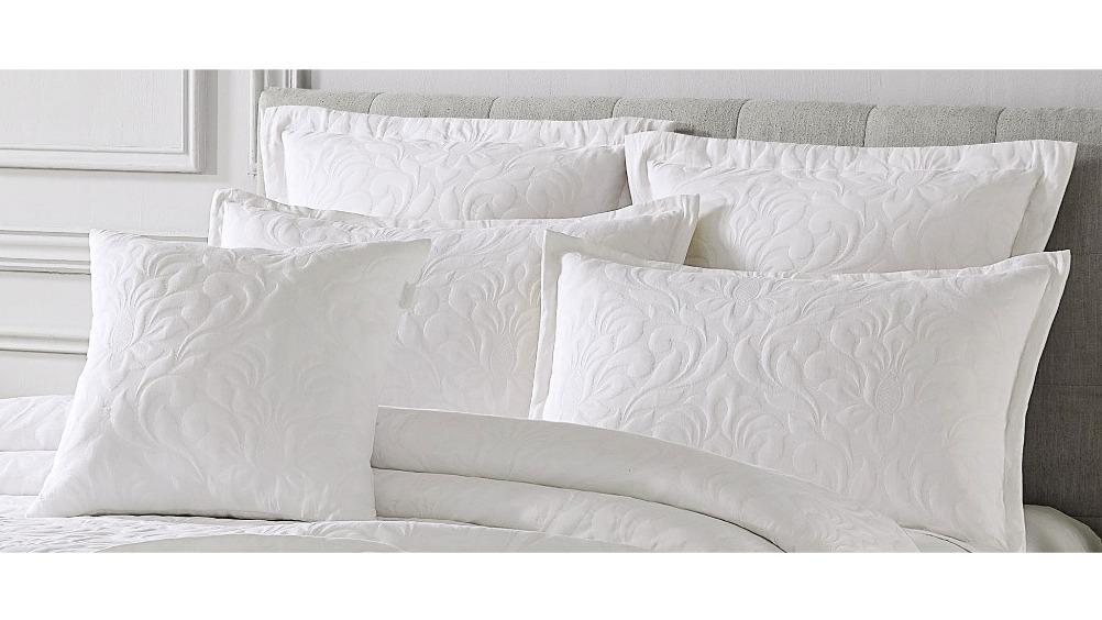 L'Avenue Luxury Ada European Pillowcases